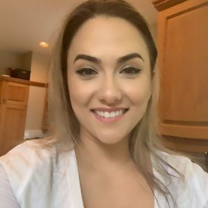 Meet your Posher, Mandy